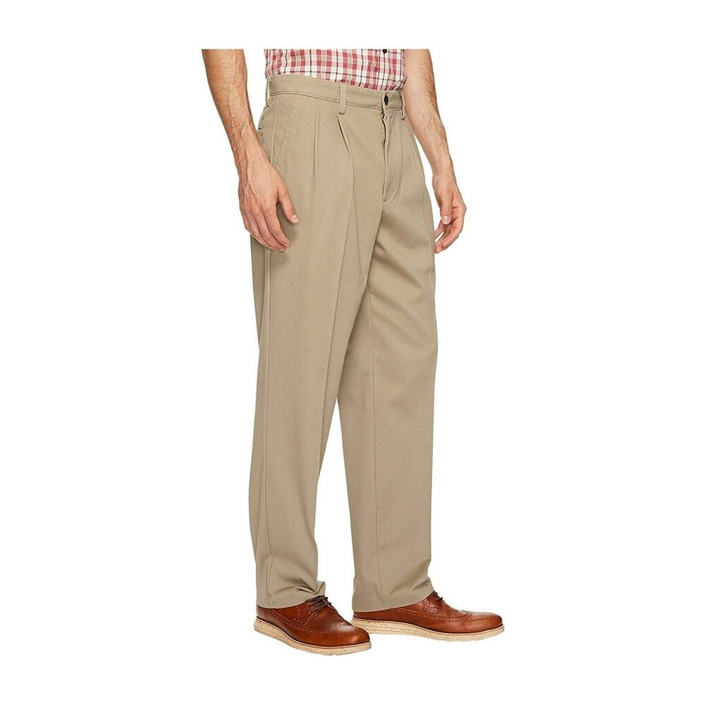 Dockers D3 Pants 38 x 32 NWOT Classic Fit Pleated Timberwolf